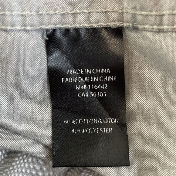 Dravus button up shirt.  Grey.  Size Large. - Picture 5 of 6